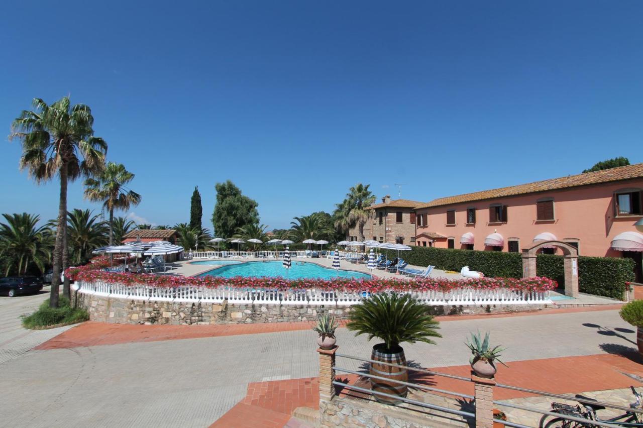 Agrihotel Elisabetta Collemezzano Экстерьер фото