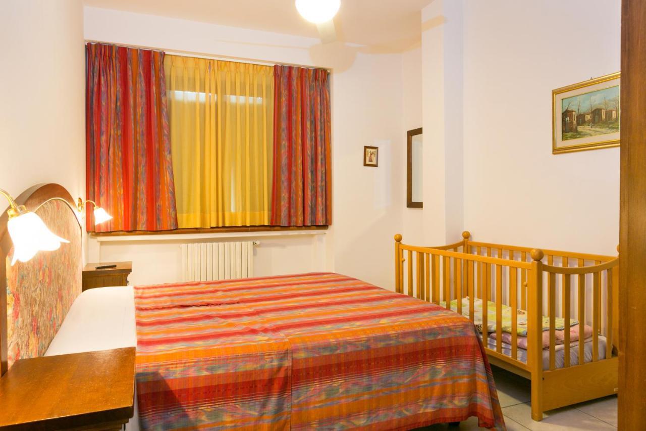 Agrihotel Elisabetta Collemezzano Экстерьер фото